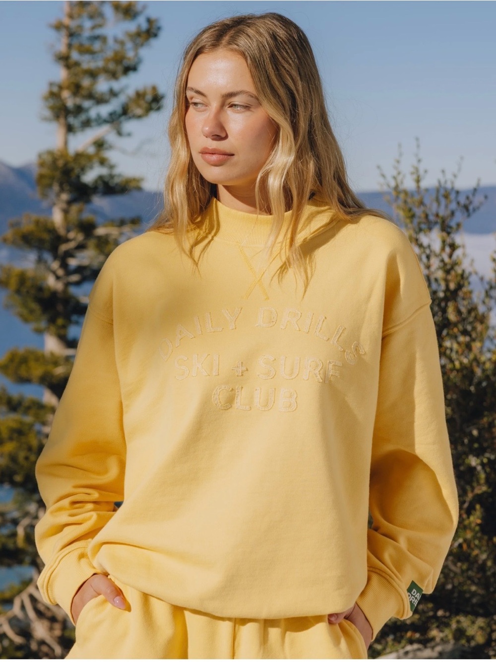 Daily Drills Oversized Vintage Ski + Surf Crew - Sunny XS/S